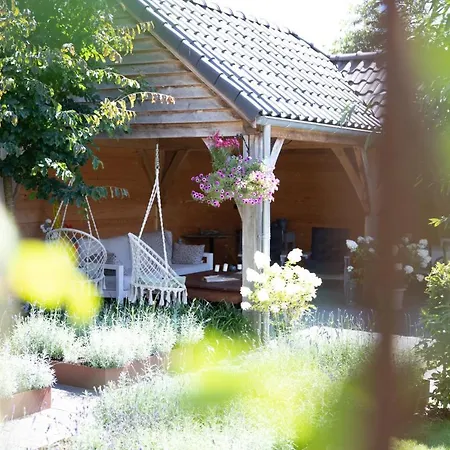 Bed & Breakfast Monument076 Etten-leur