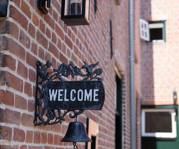 Bed & Breakfast Monument076 Etten-leur Эттен-Леур