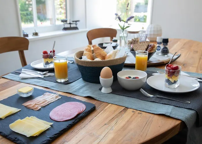 Bed & Breakfast Monument076 Etten-leur 3* Эттен-Леур