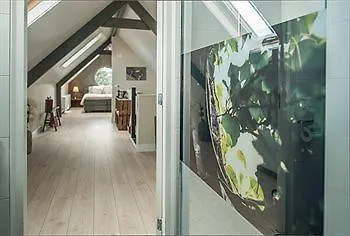 Bed & Breakfast Monument076 Etten-leur Эттен-Леур